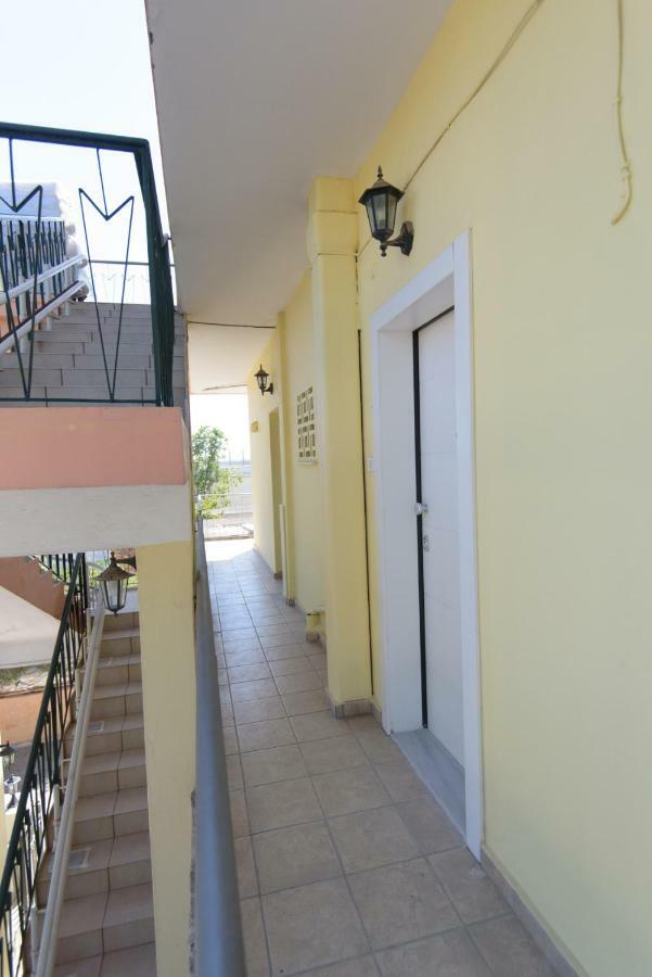 Andriana' S Apartment Agia Paraskevi Athens Exterior photo